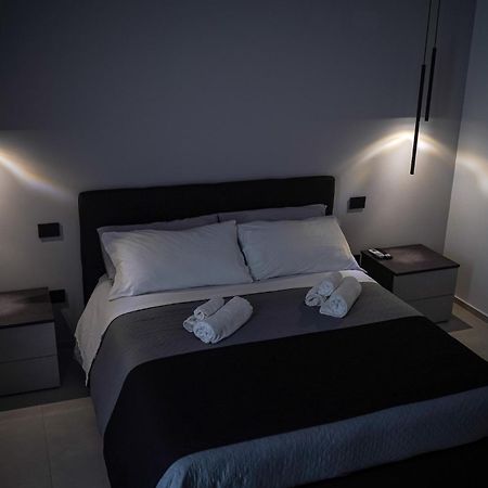 Апартаменты Jay House Флоридия Экстерьер фото